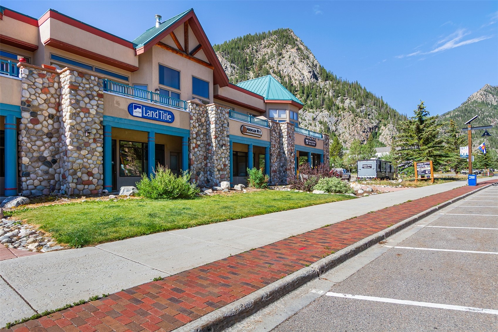 60 E Main Street C,D