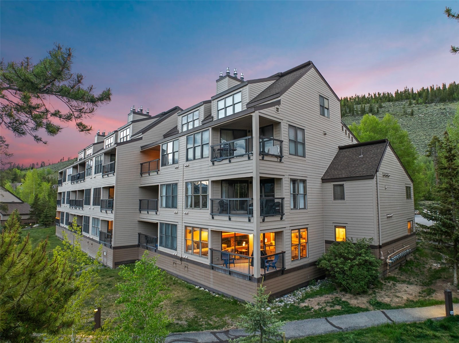 180 Tennis Club Road 1655