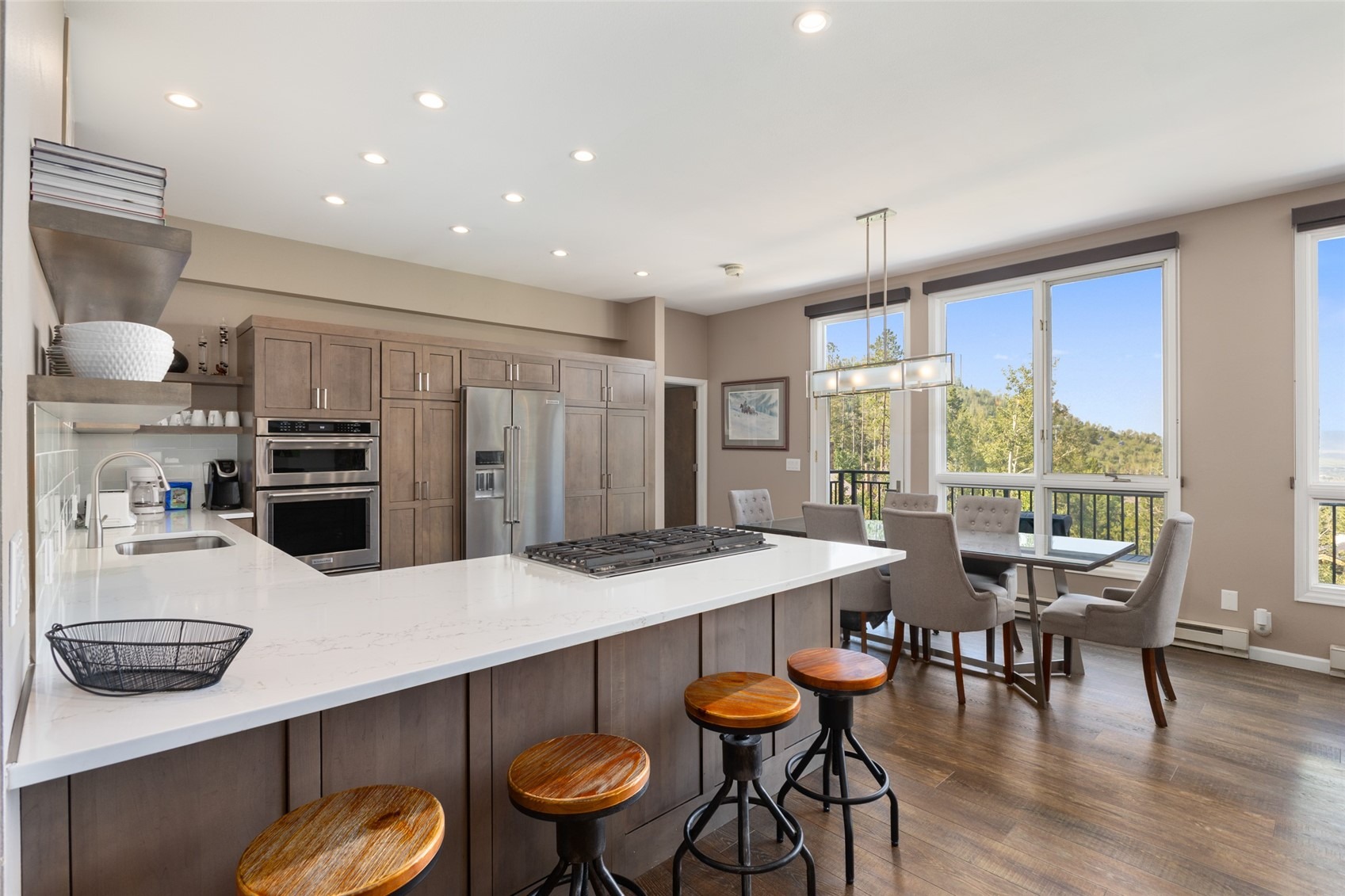 2883 Burgess Creek Road Penthouse 300