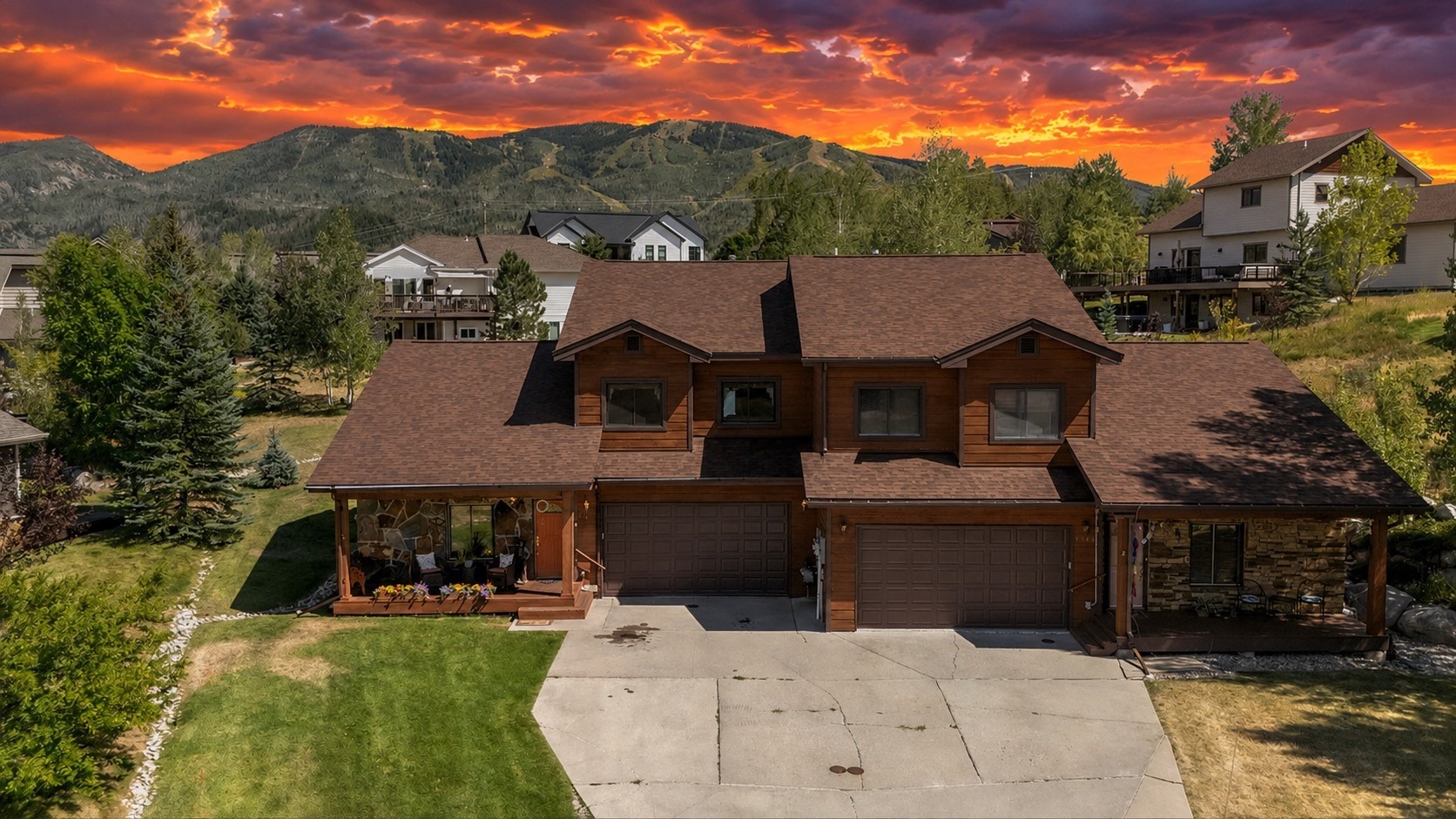 1146 Longview Circle 1