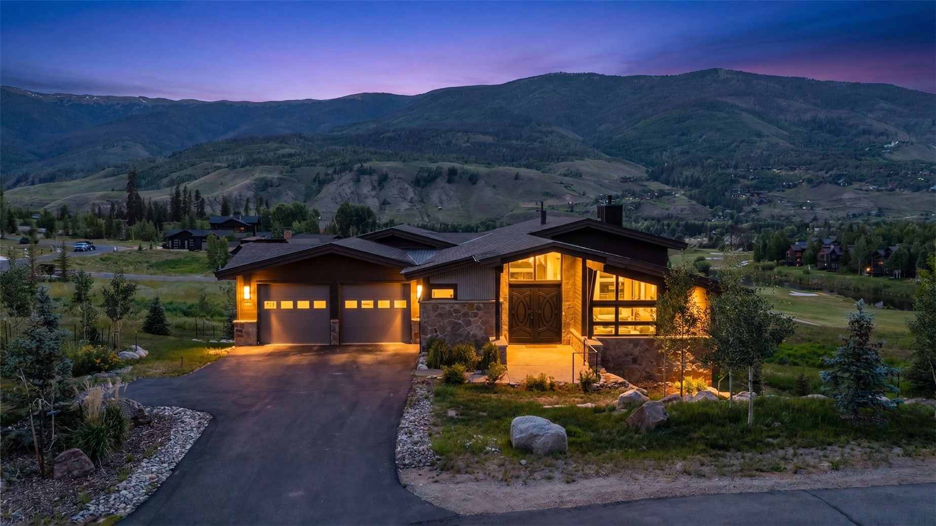 304 Raven Golf Lane