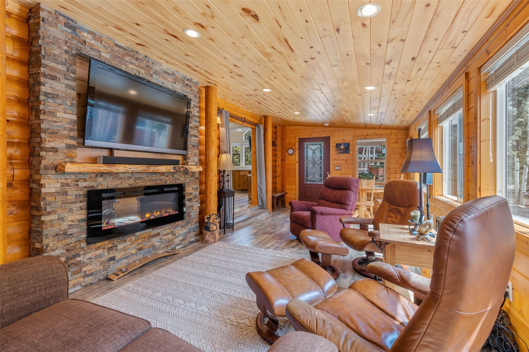85 Revett Drive 38