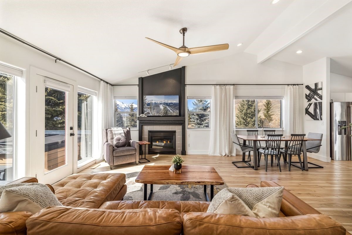 31 Corinthian Circle