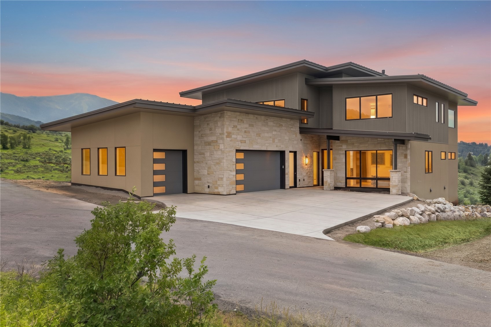 86 Woods Drive