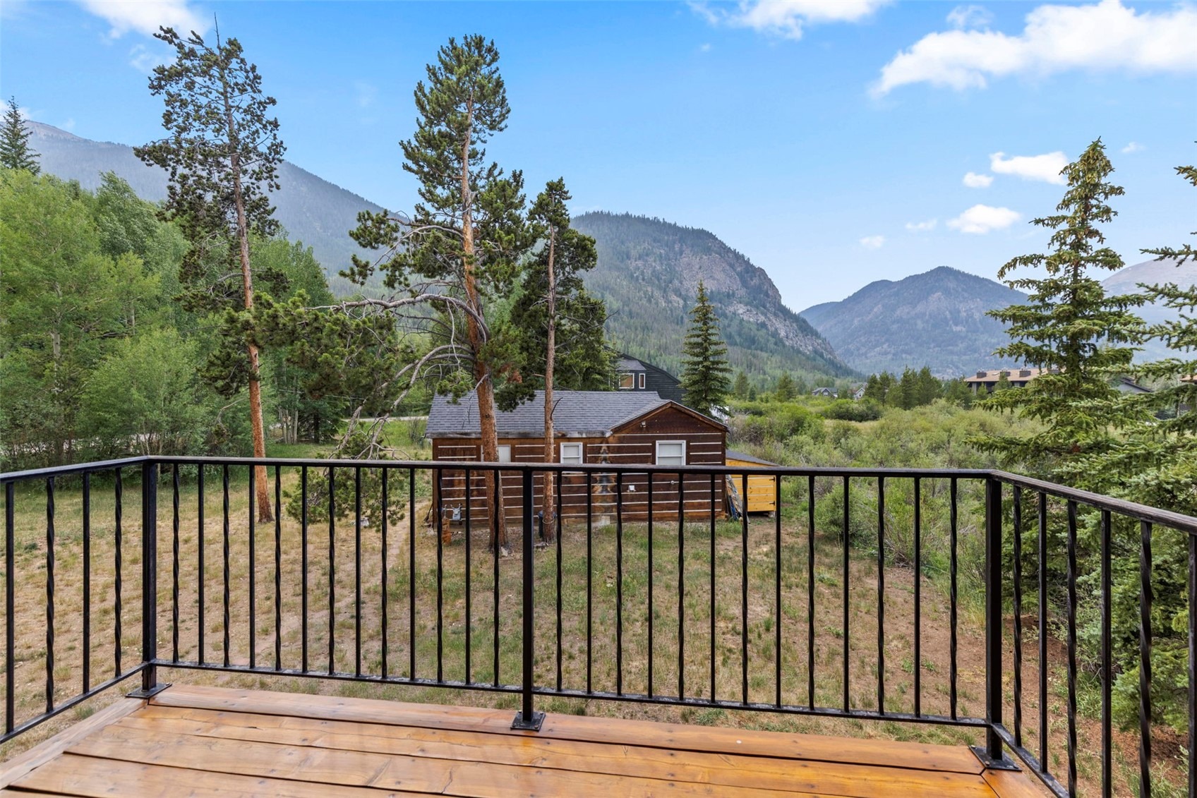 563 Temple Trail