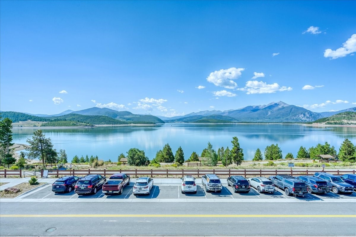 311 W La Bonte Street 304