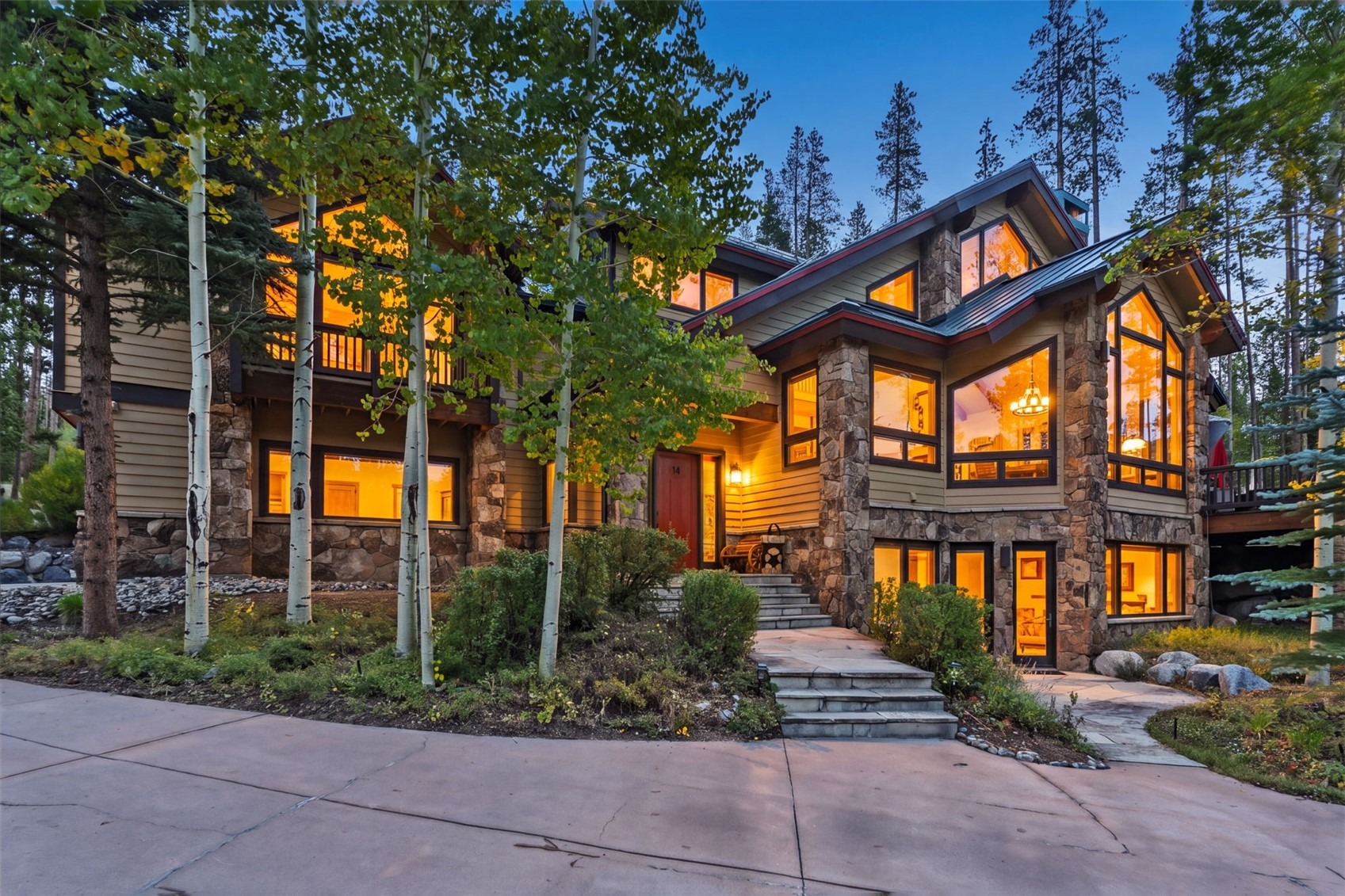 14 Fletcher Court