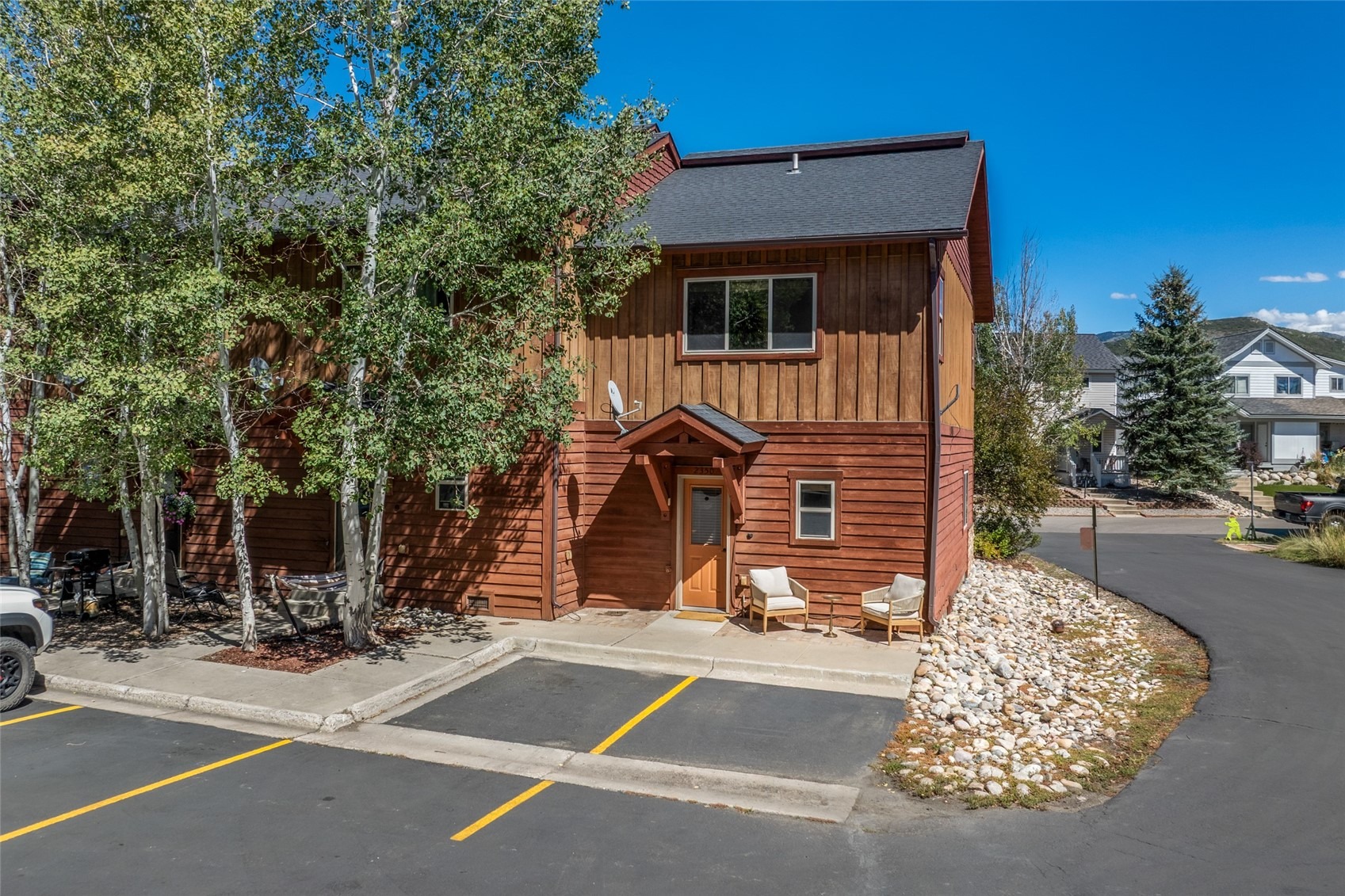 2350 Abbey Court 6