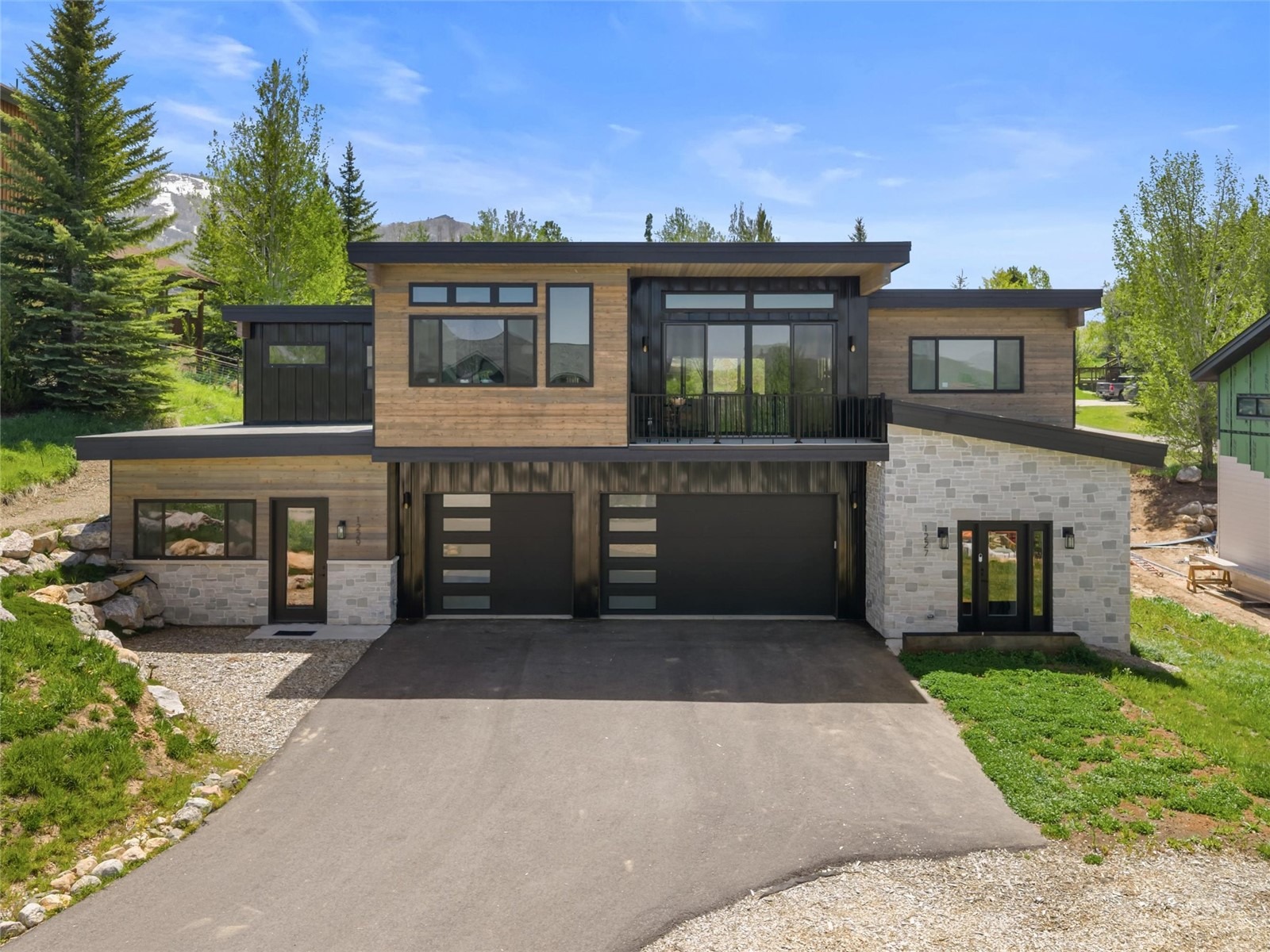 1227 Harwig Circle