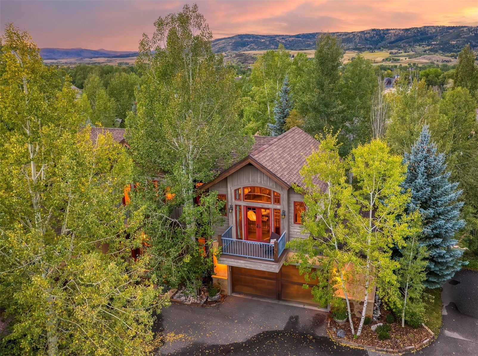3251 Snowflake Circle