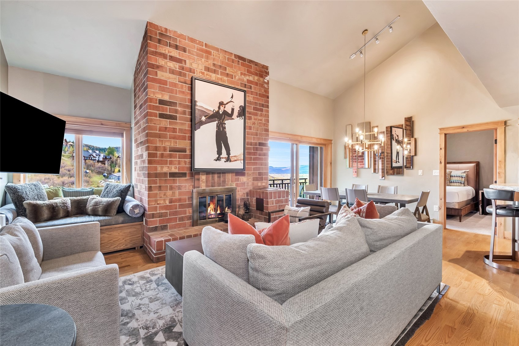 2420 Ski Trail Lane 509