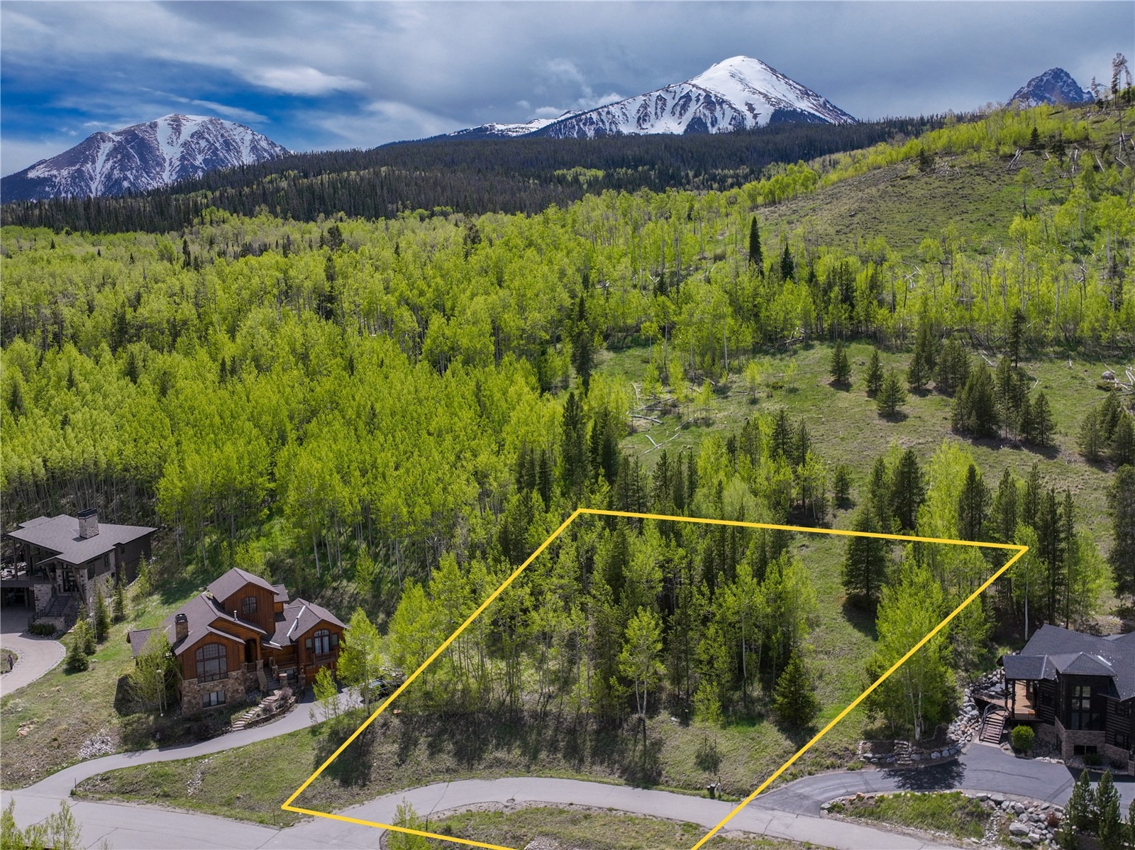 2635 Hunters Knob Road