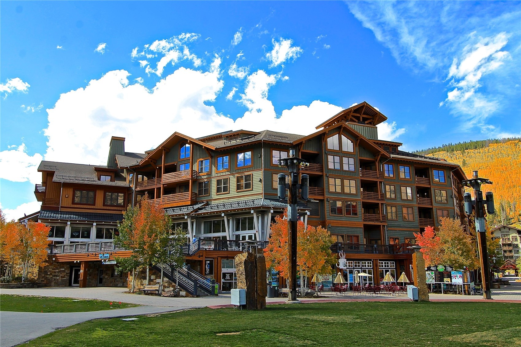 184 Copper Circle 401