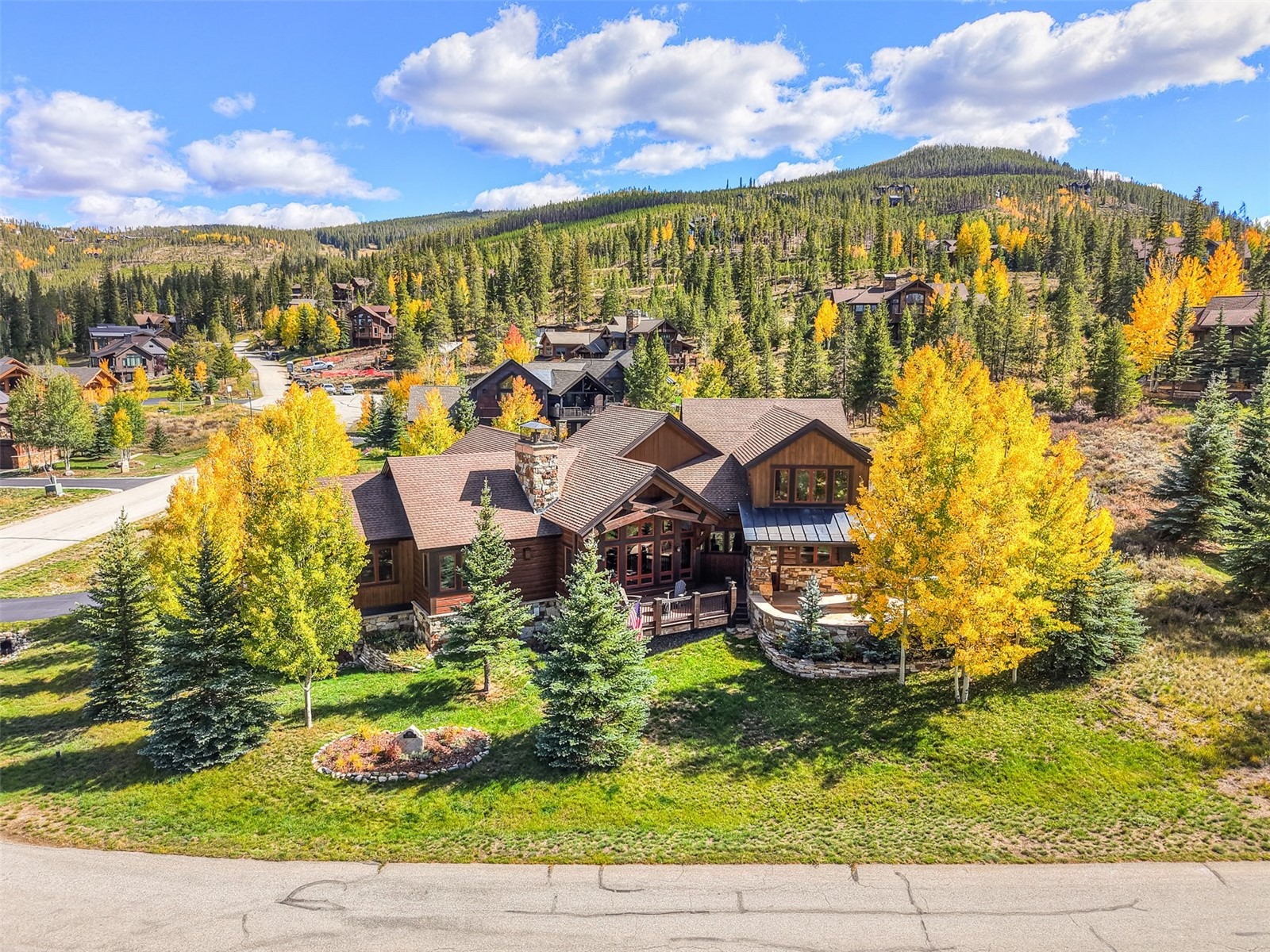 315 Lake Edge Drive