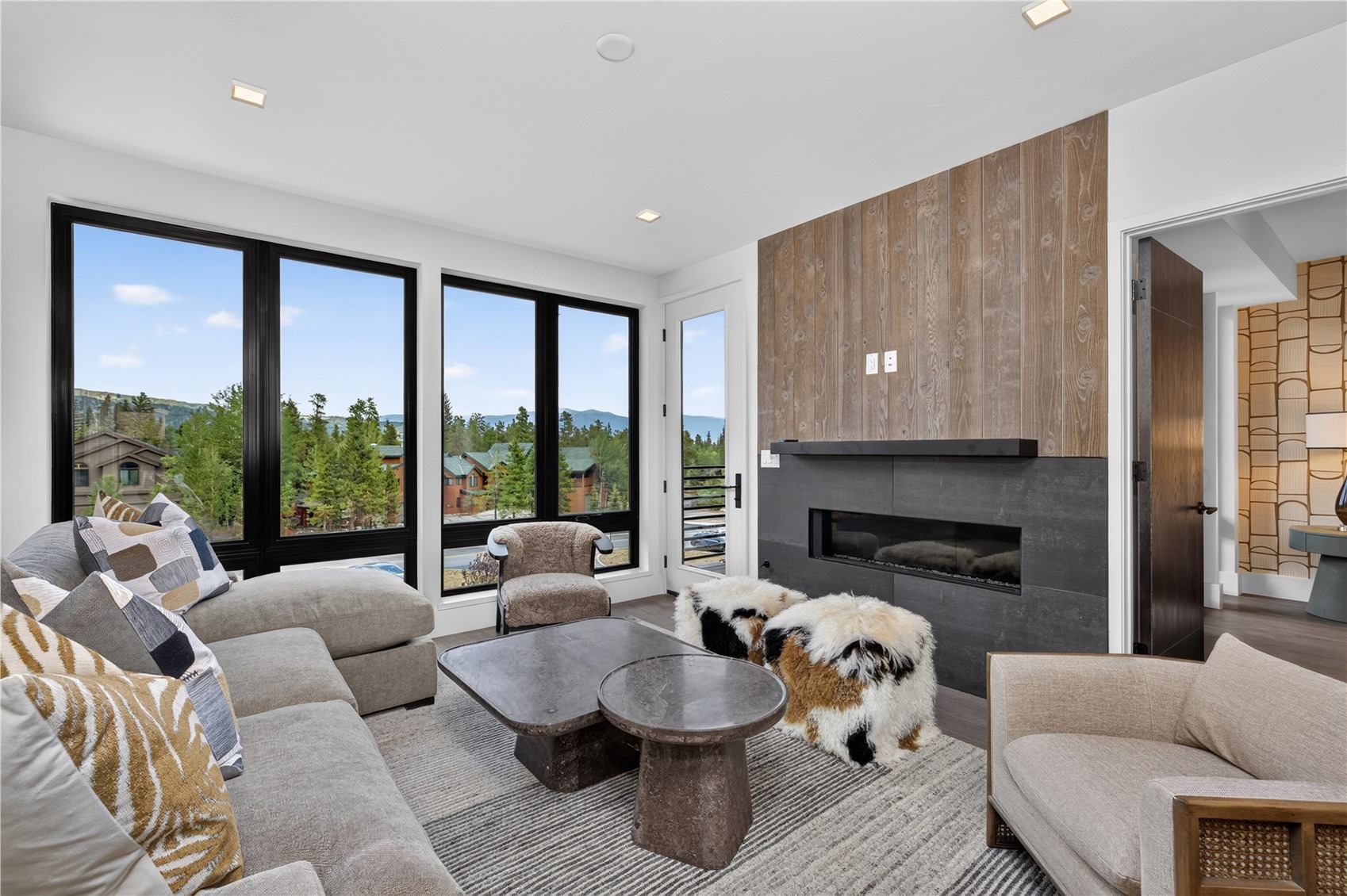 80 W Main Street 306