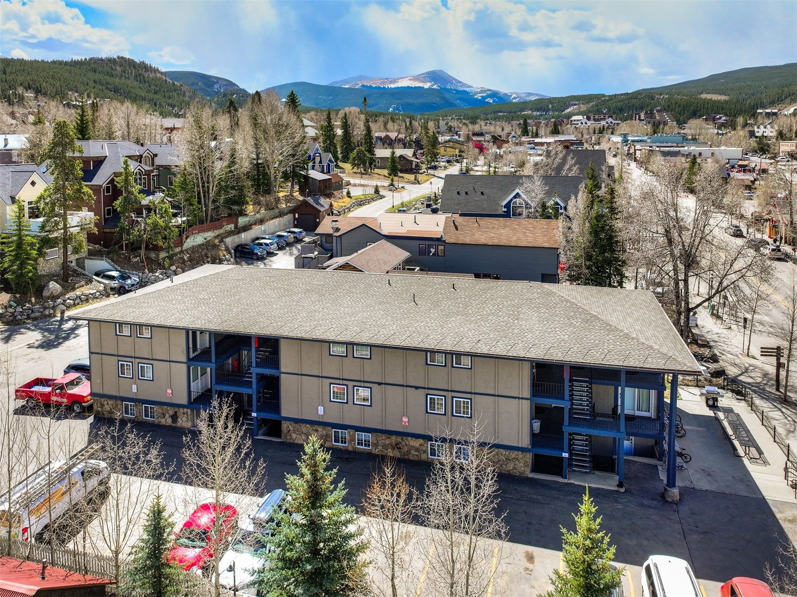 214 N Main Street 27