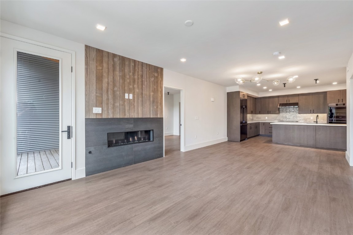 80 W Main Street 206