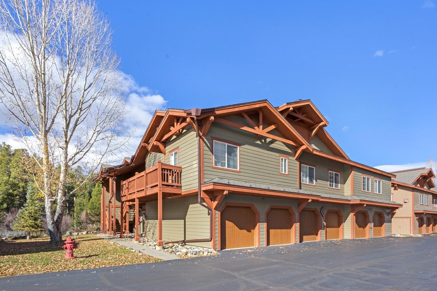 73 Pelican Circle 705