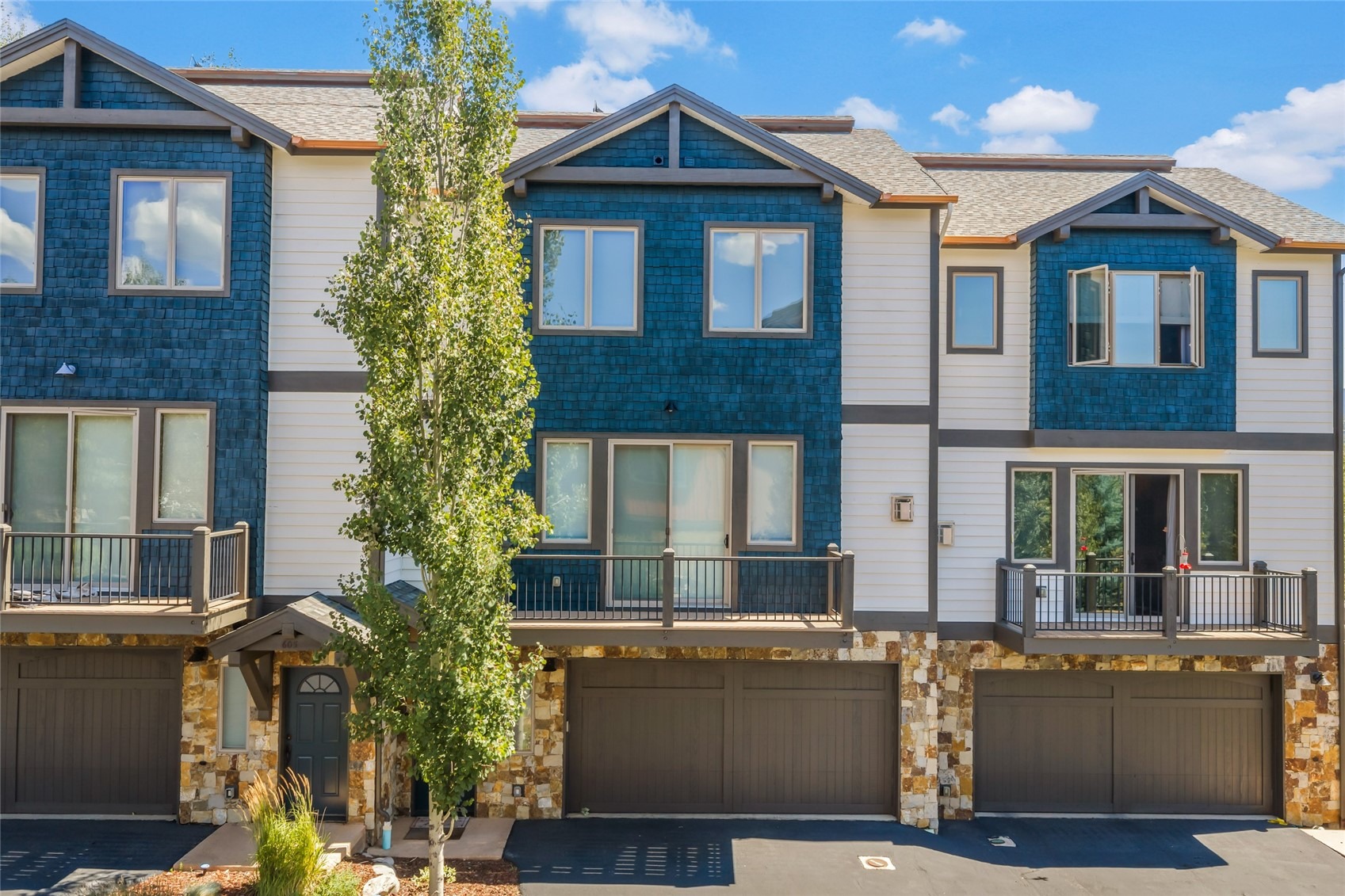 603 Clermont Circle