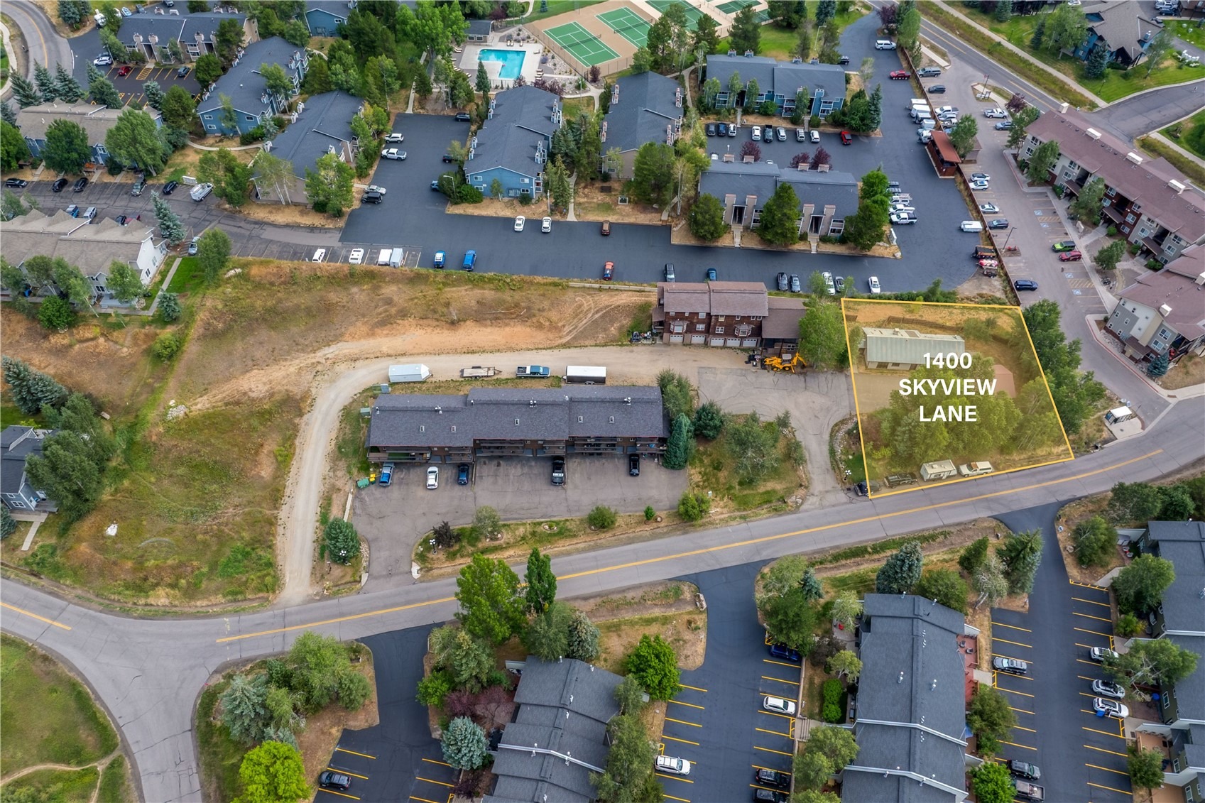 1400 Skyview Lane