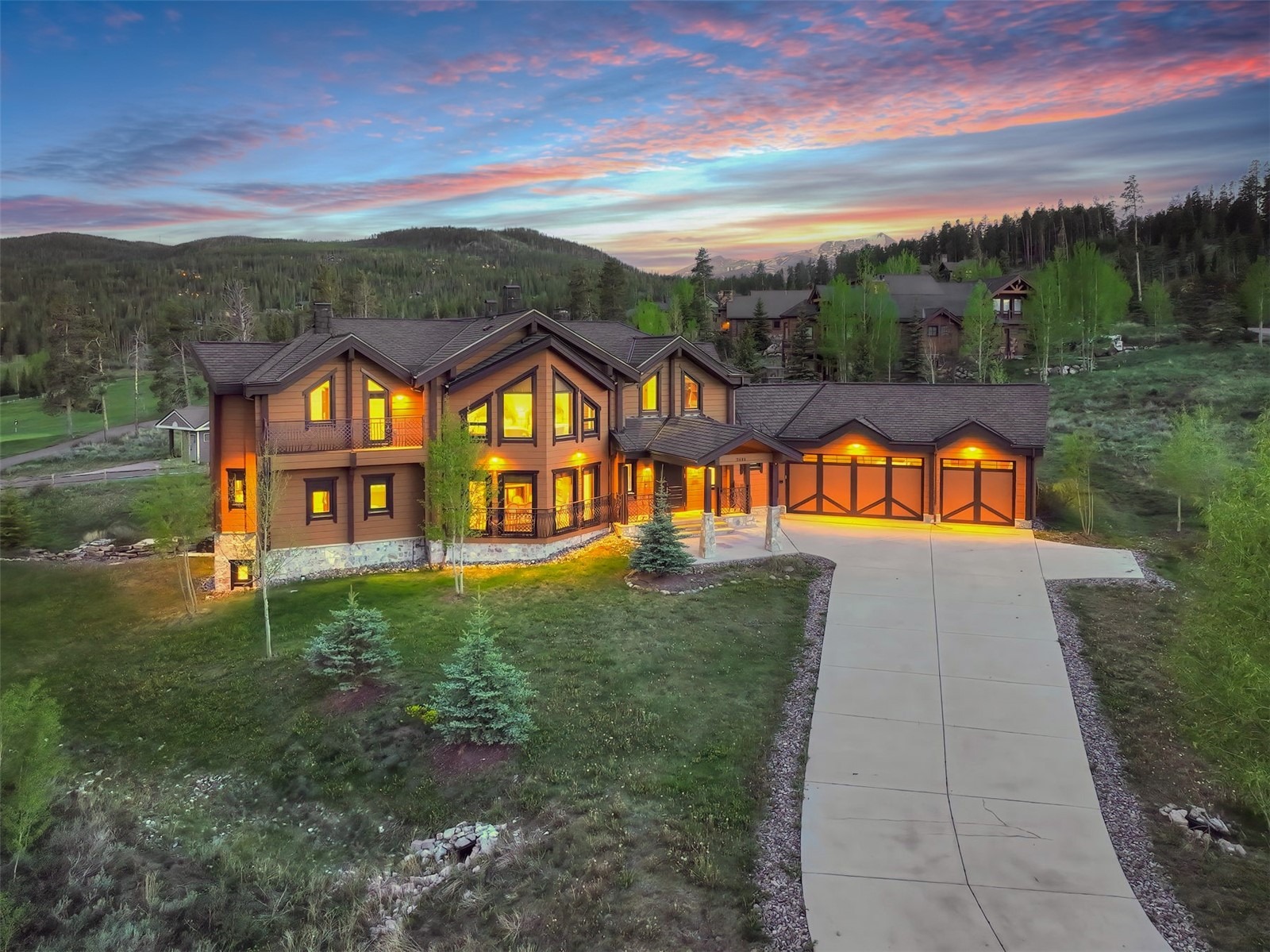 2446 Highlands Drive
