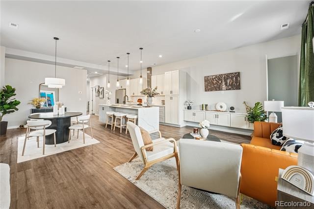 2949 Glenarm Place