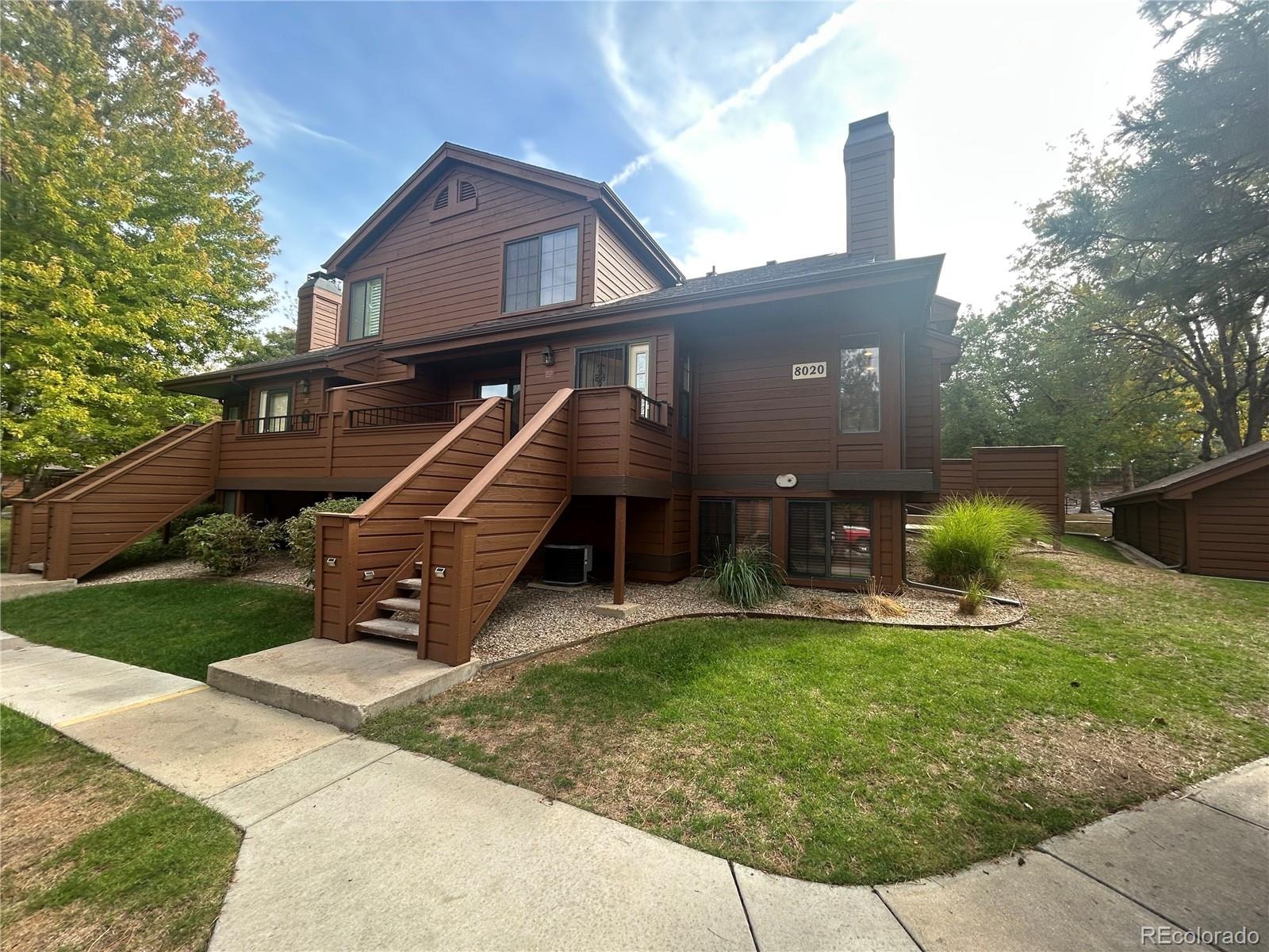 8020 Holland Court
