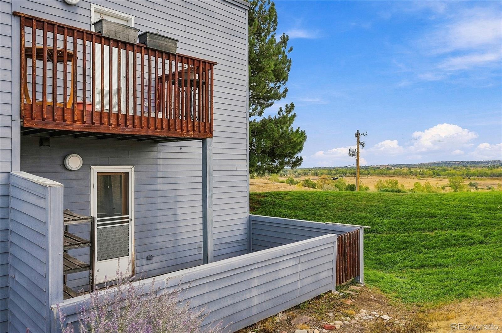 1592 Bradley Drive