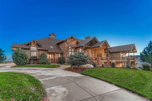 9565 Oak Springs Trail