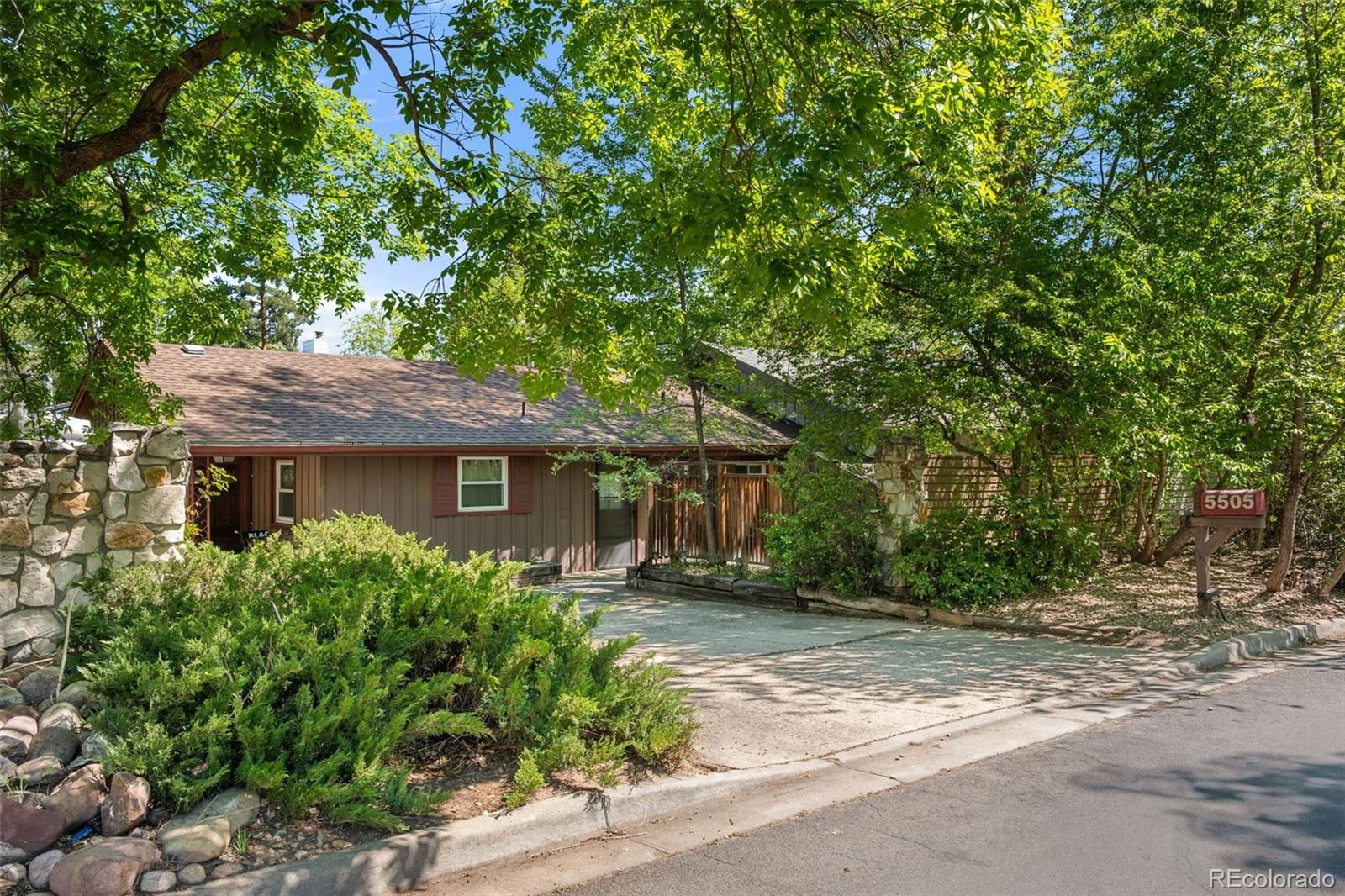 5505 Racquet Court