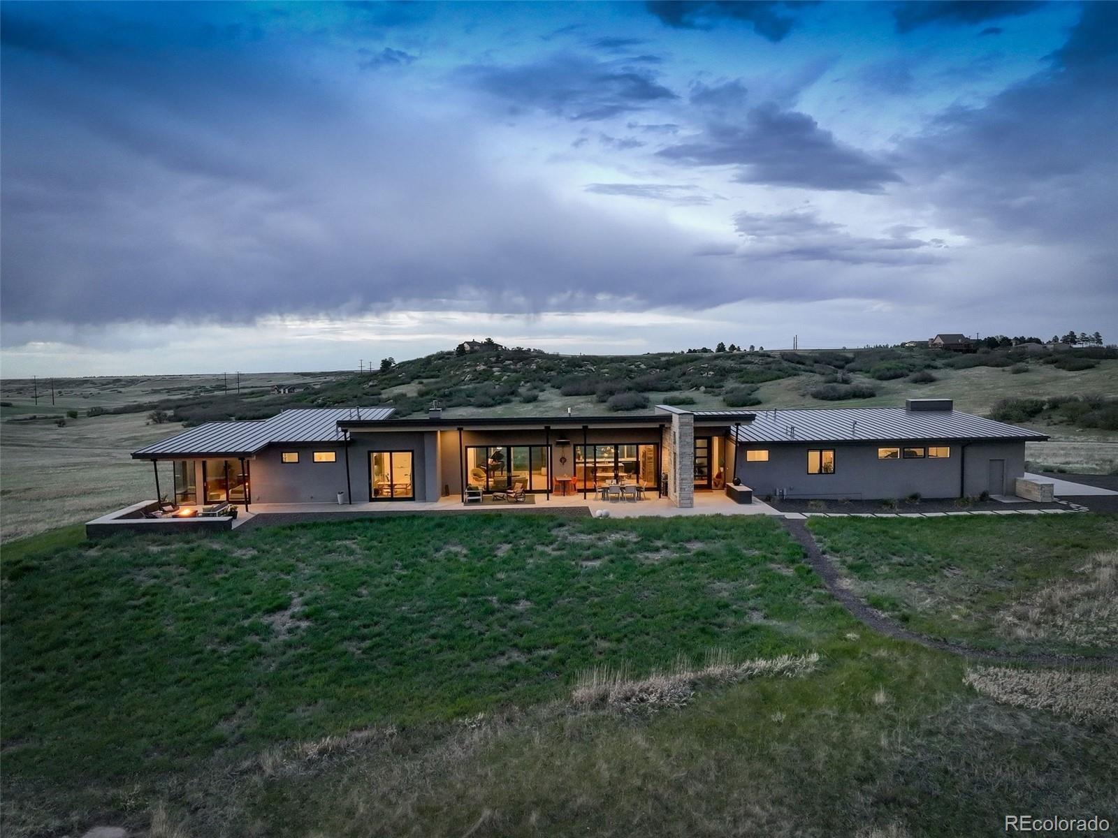 7675 Fox Glen Drive