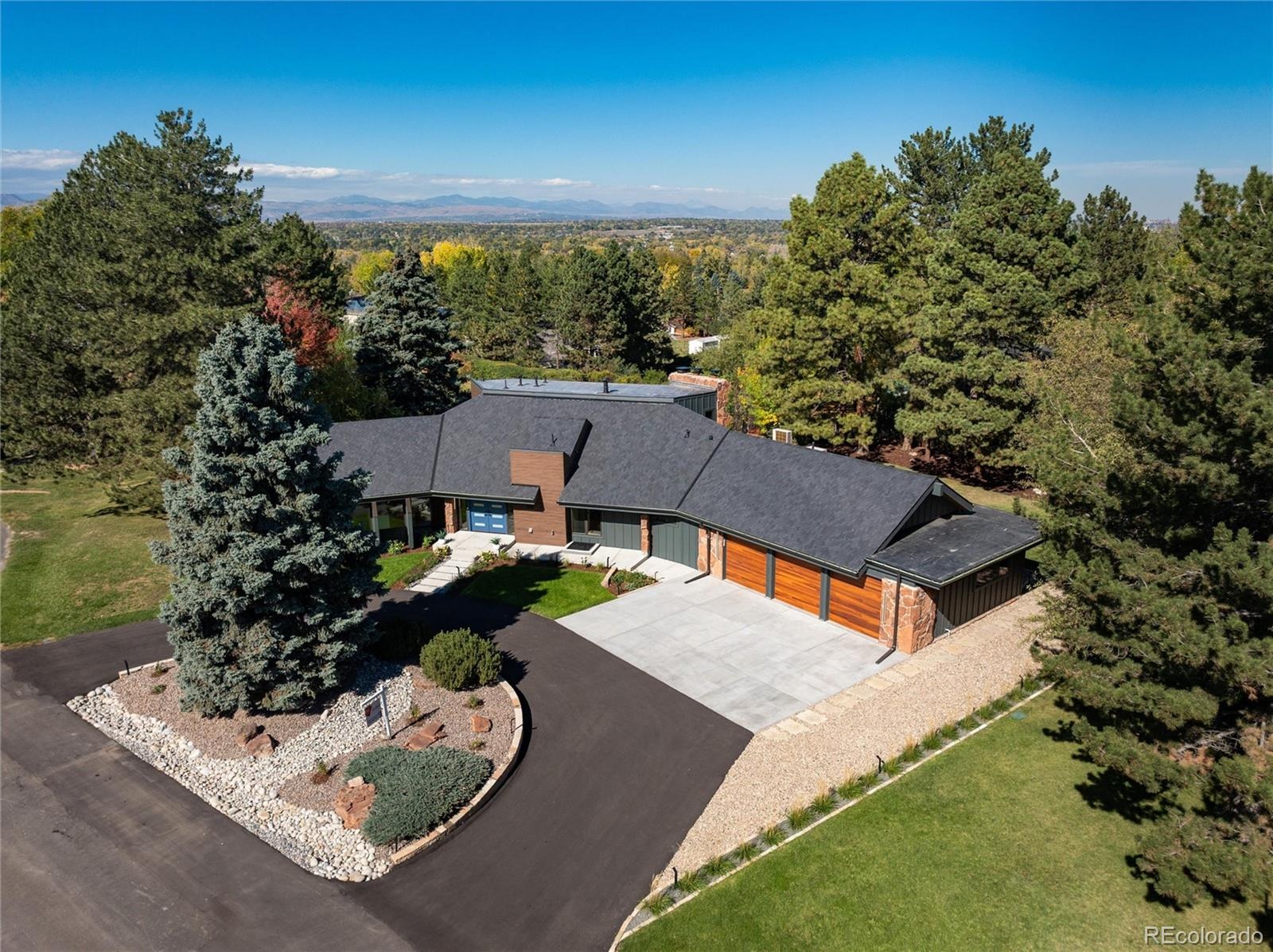 885 Front Range Road