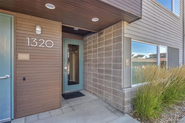 1320 Snowberry Lane
