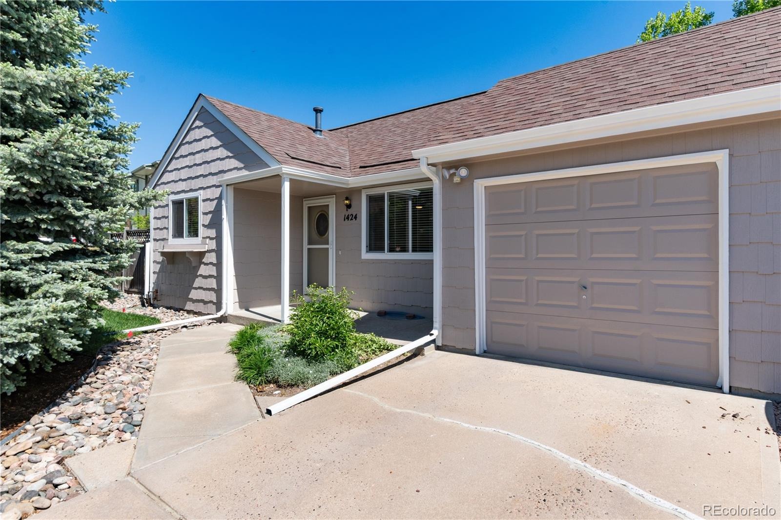 1424 S Sierra Drive