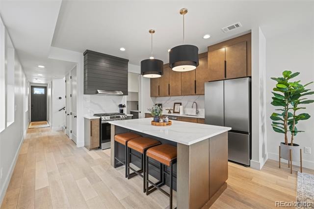 116 E 13th Street