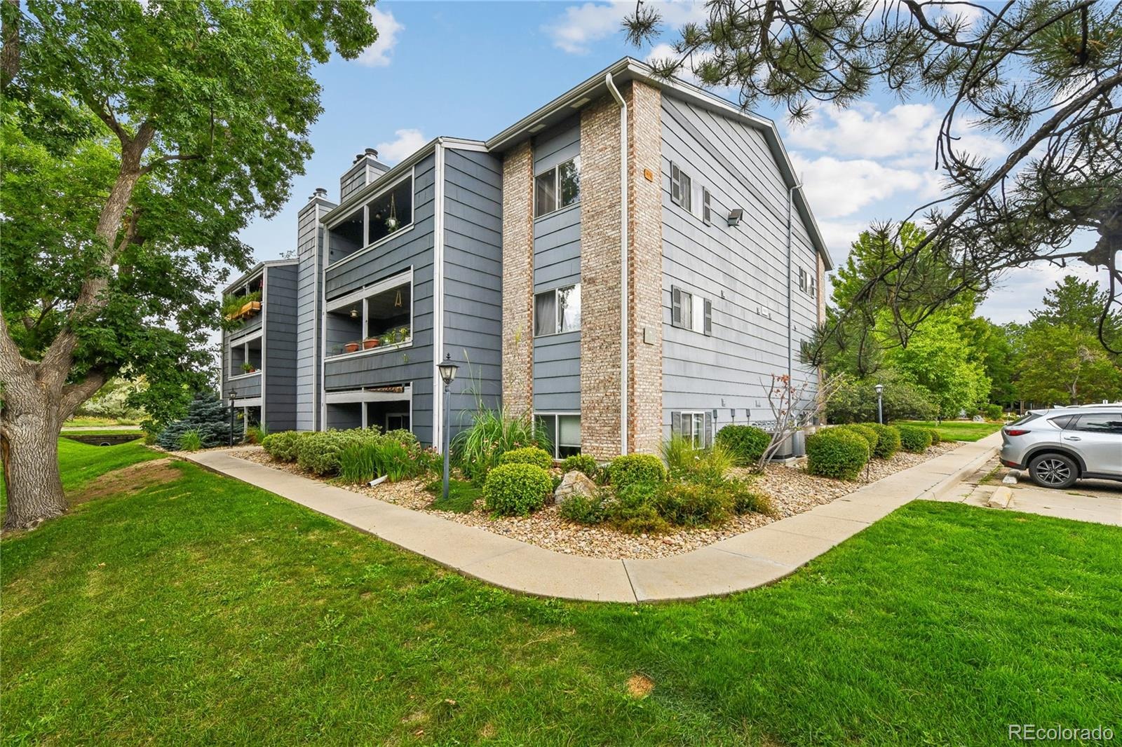 4654 White Rock Circle