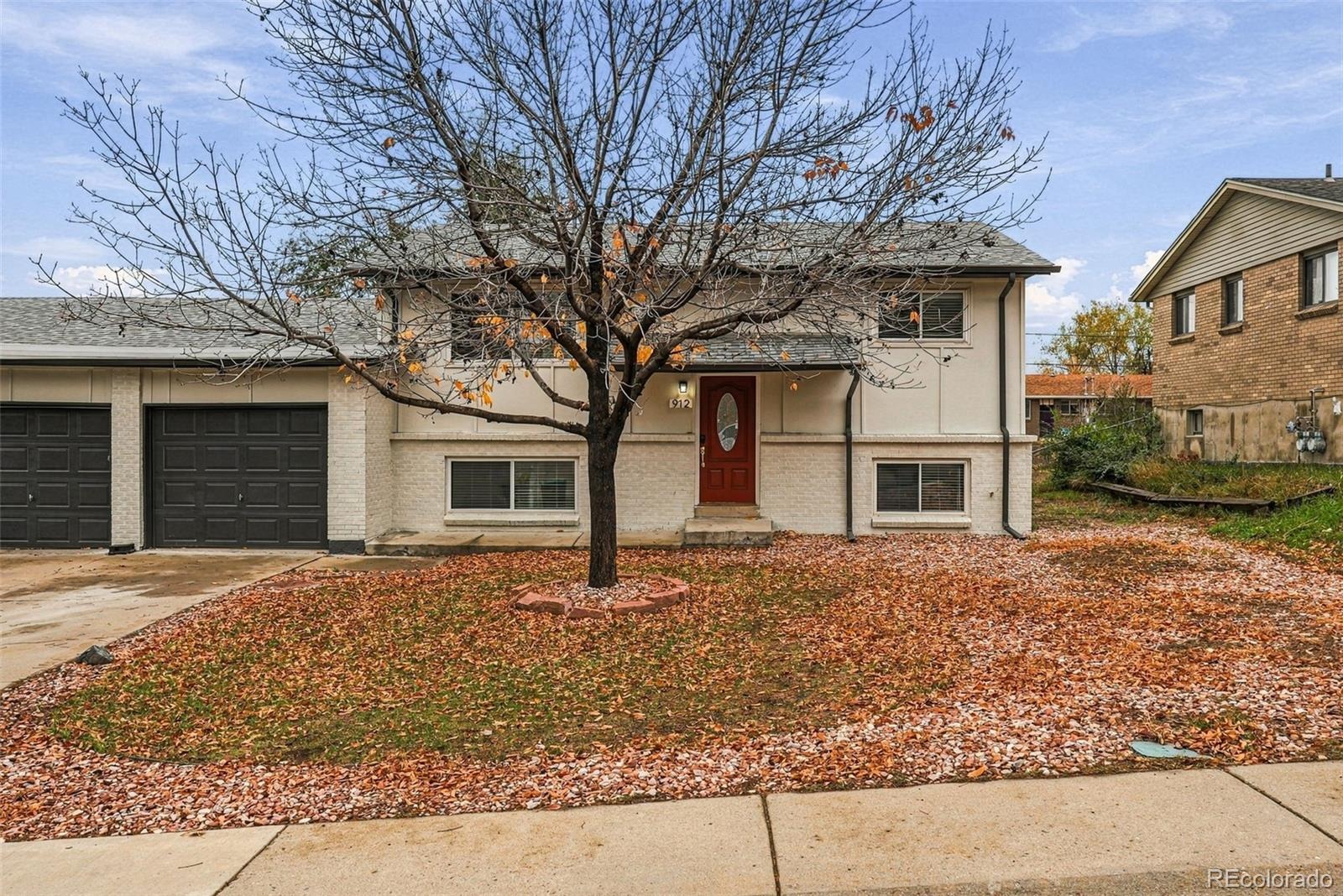 912 S Zephyr Court