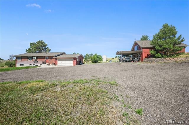 8855 E Parker Road