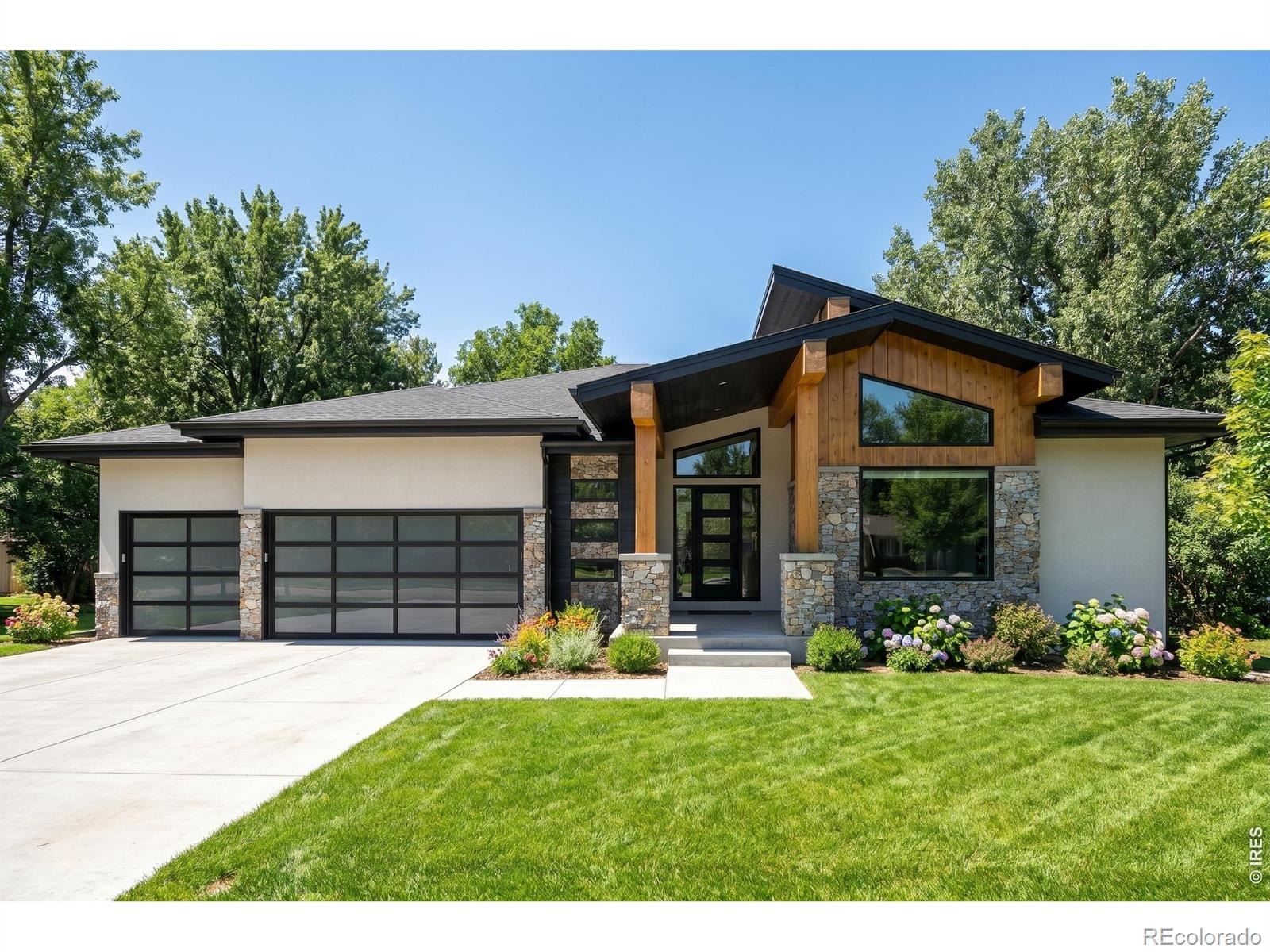 5267 Flora Way