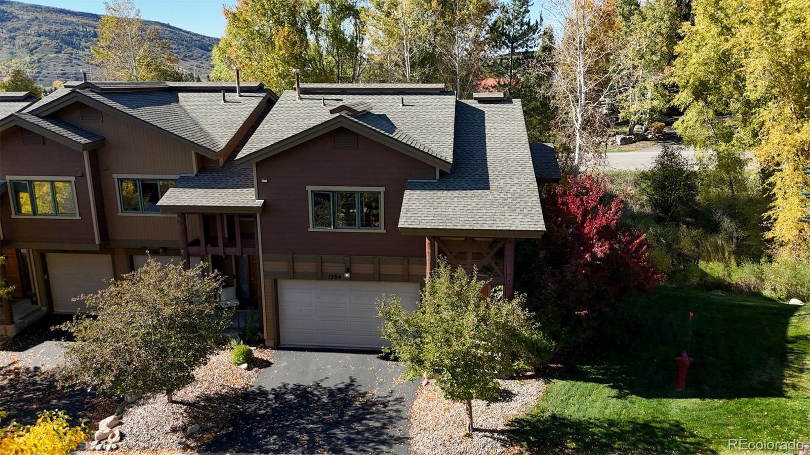 1394 Moraine Circle