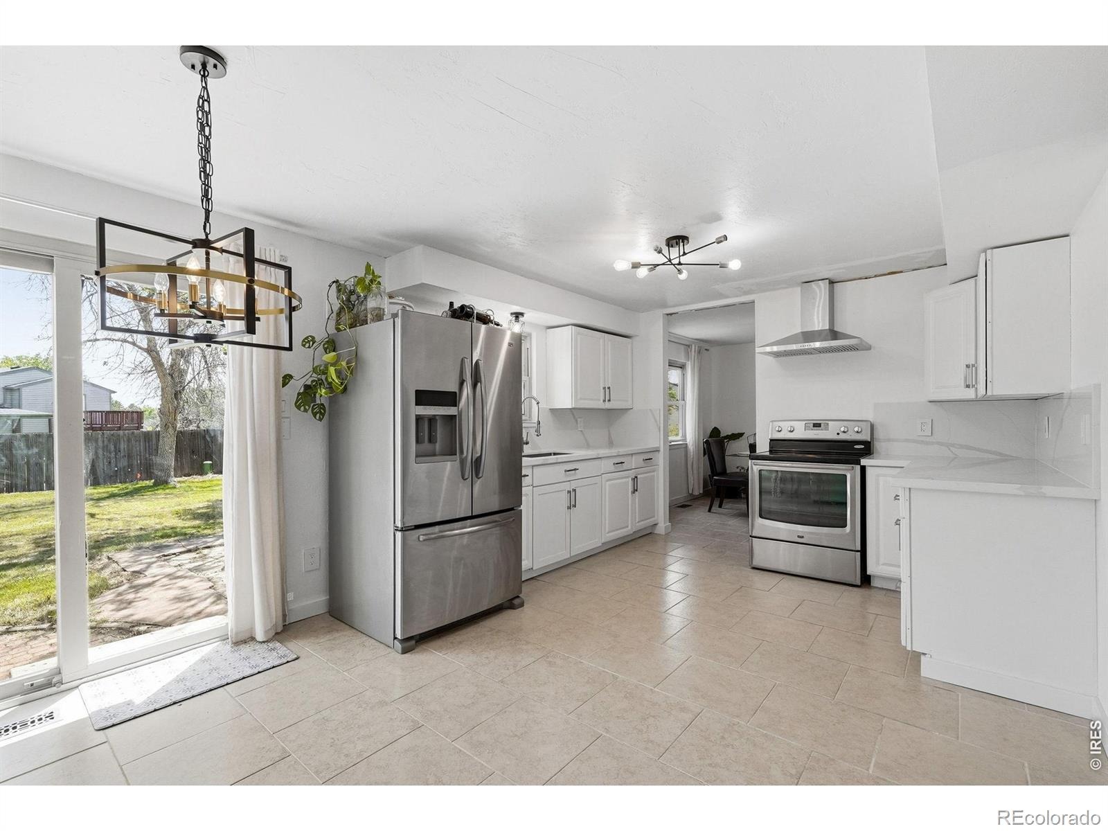 2412 Tulip Street