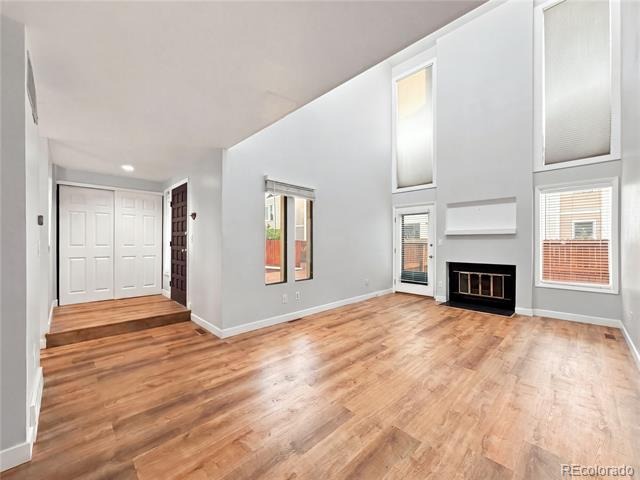 1050 S Monaco St Parkway
