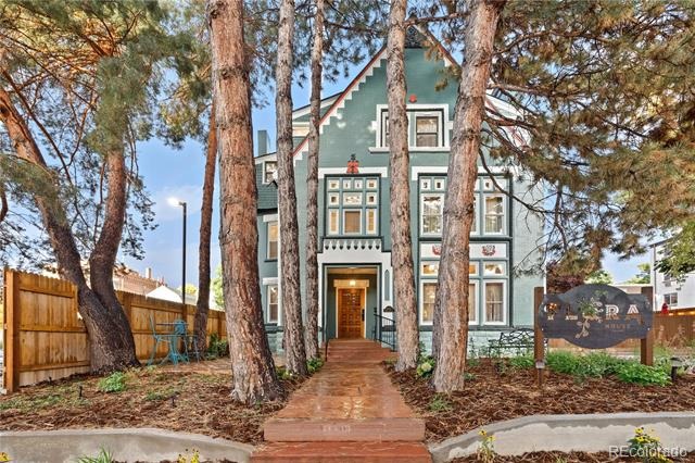 1430 Race Street