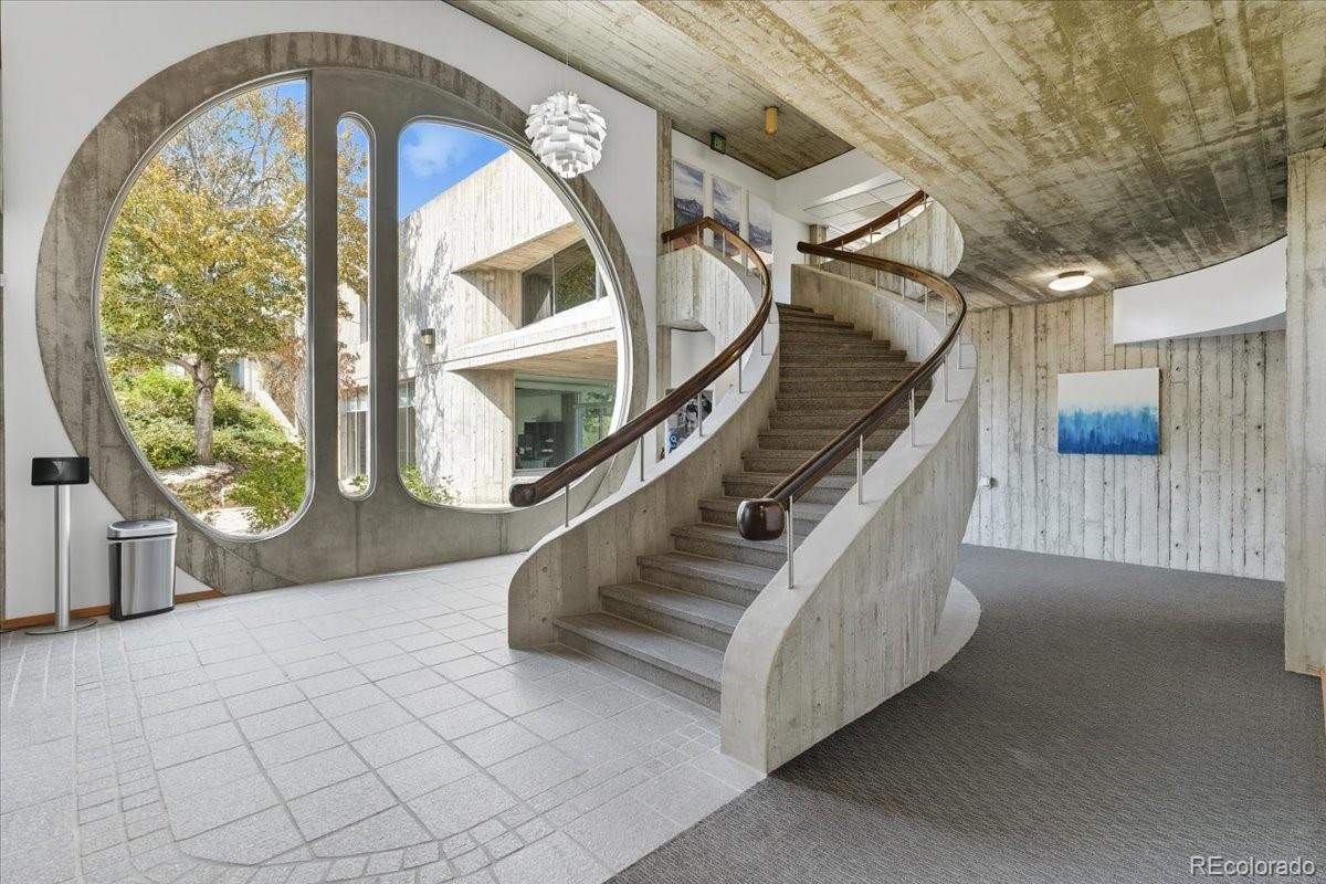 4 Inverness Court E