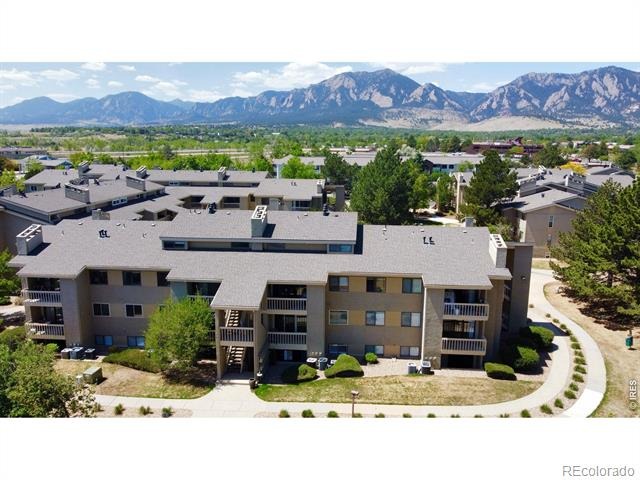 40 S Boulder Circle