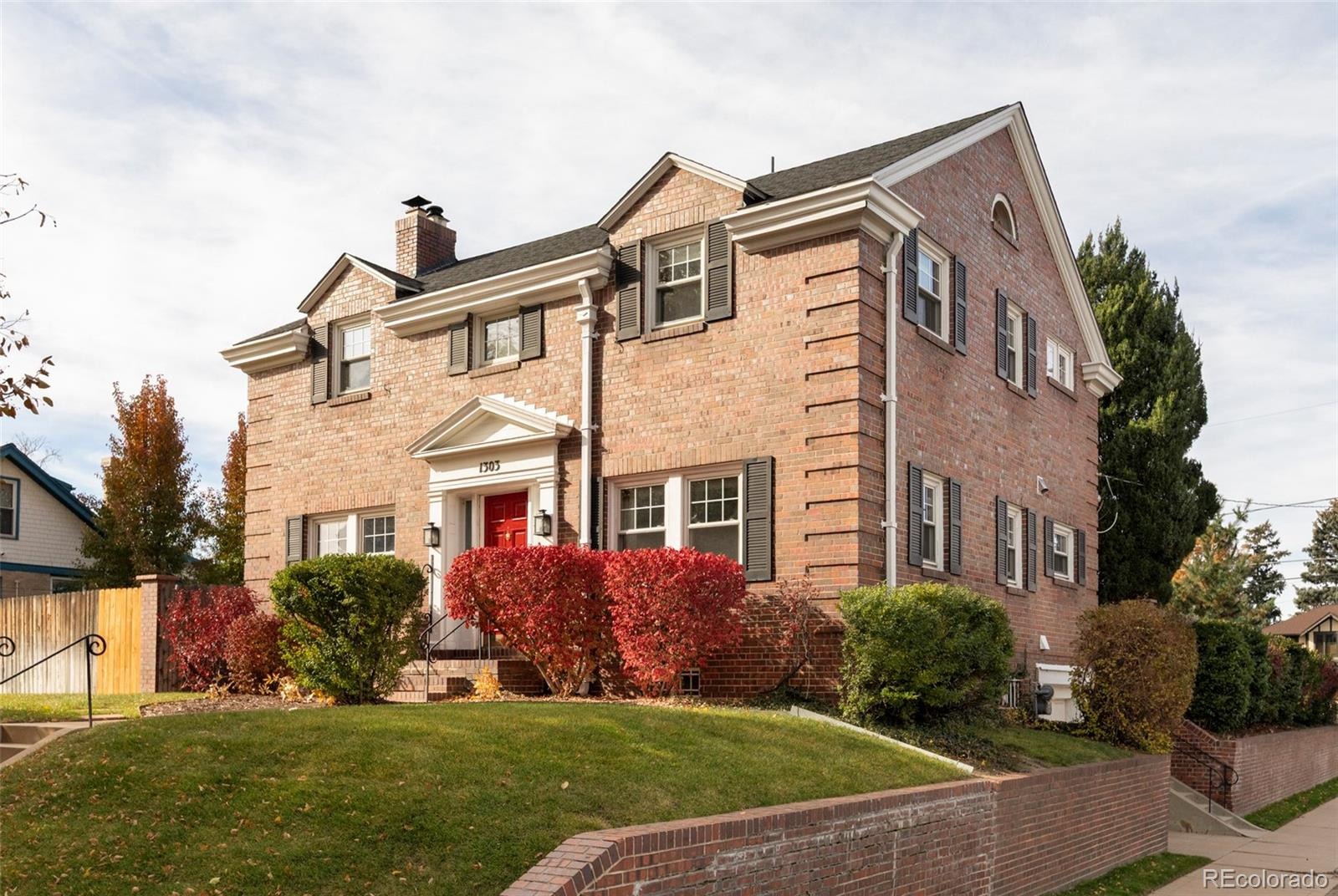 1303 S Downing