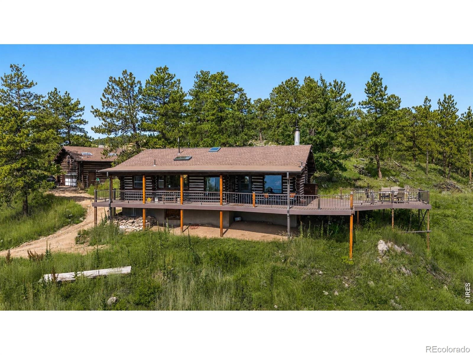 1327 Weaver Drive