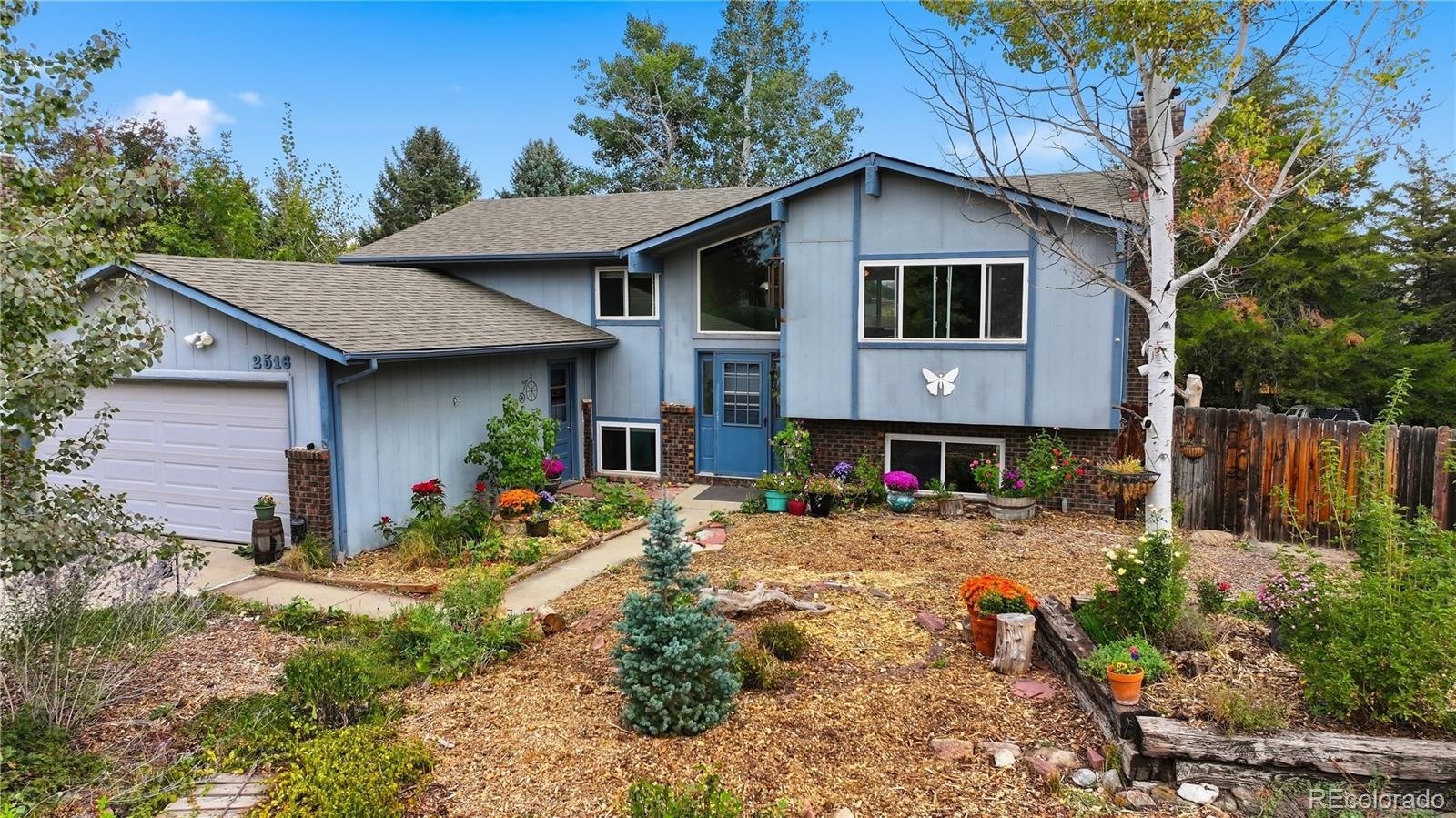 2516 Lanyon Drive