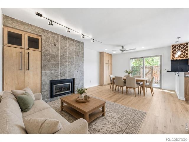 3850 Paseo Del Prado Street