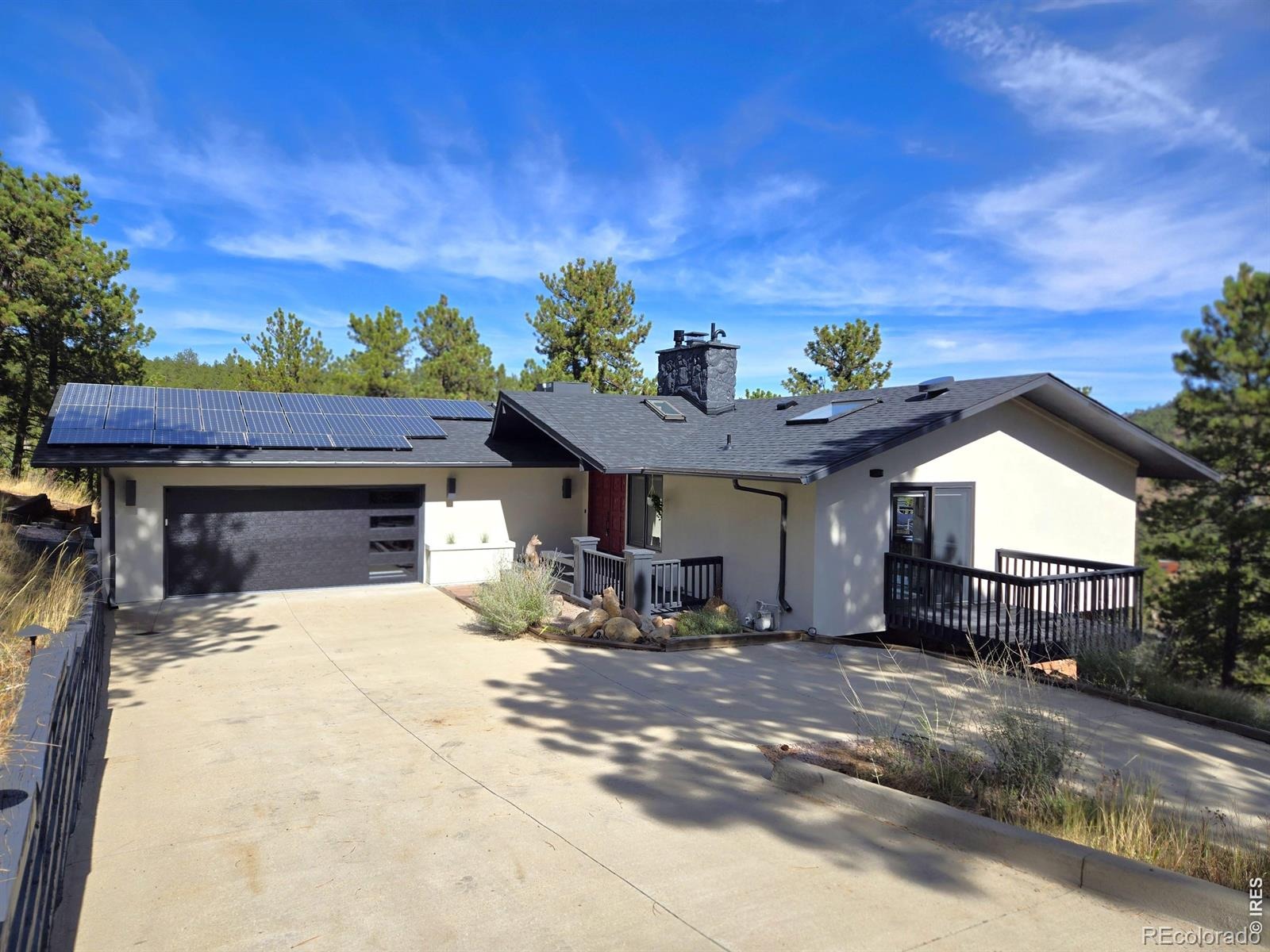 76 Pine Tree Lane